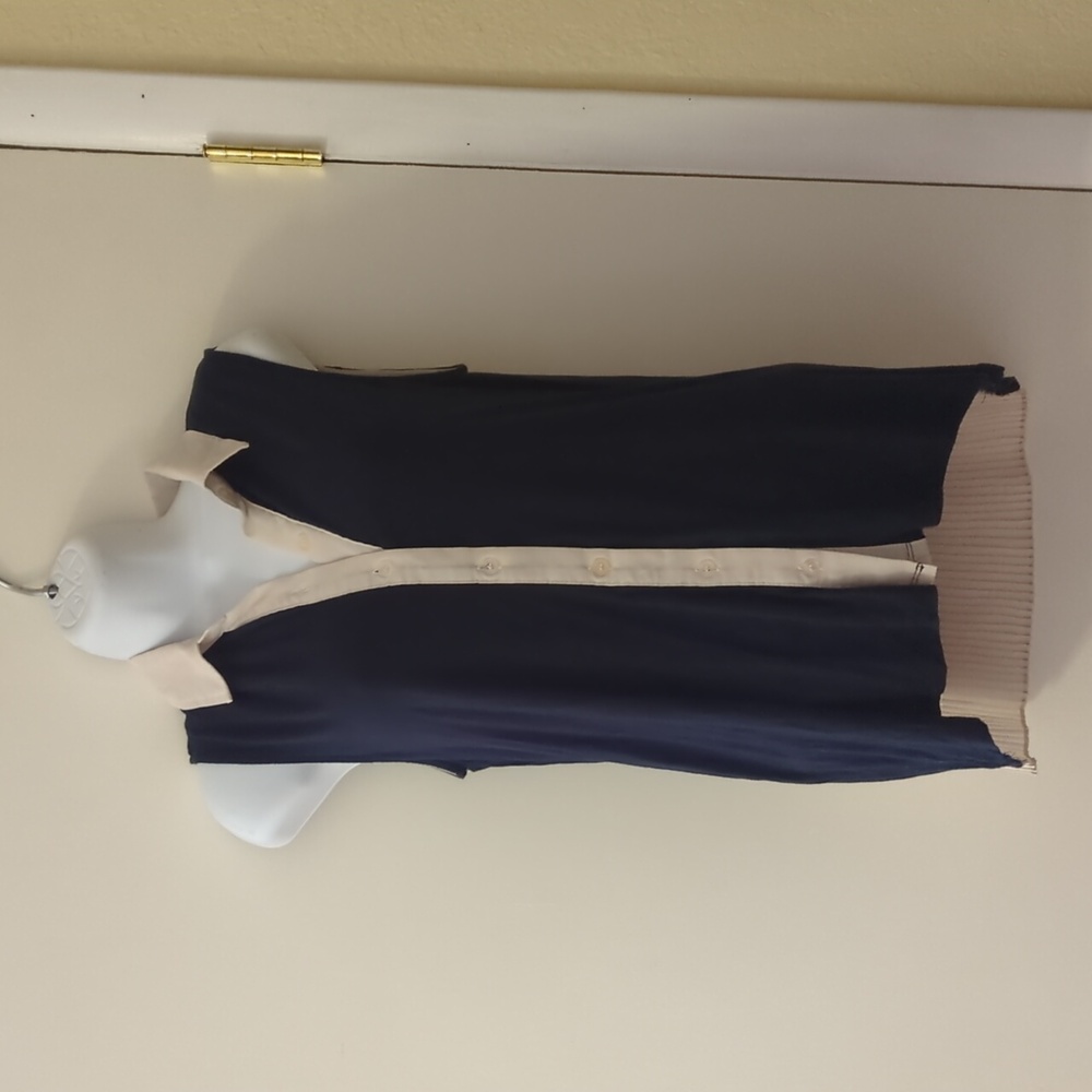 Pinque Navy and cream button down sleeveless blouse